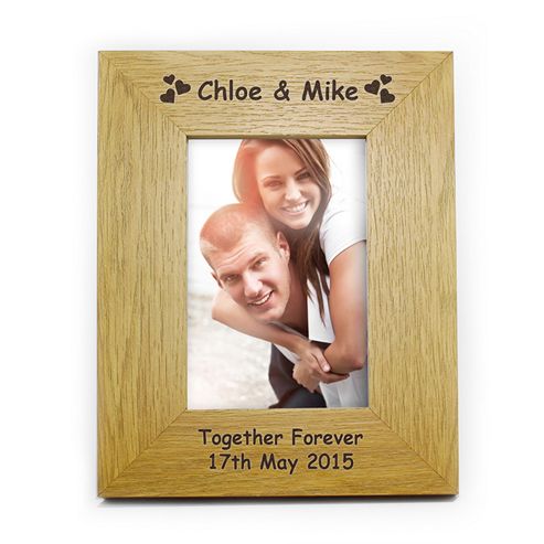 Image of Personalised Oak Finish Hearts Frame 6 X 4