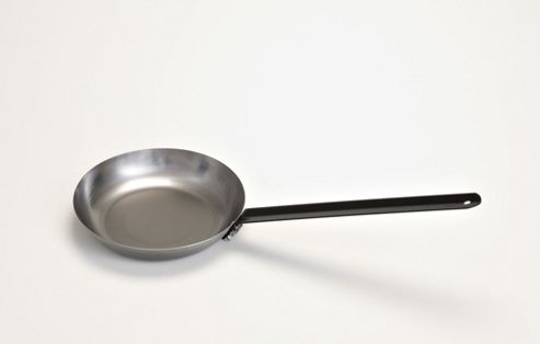 Image of Victor Carbon Steel Bushpan - 24cm