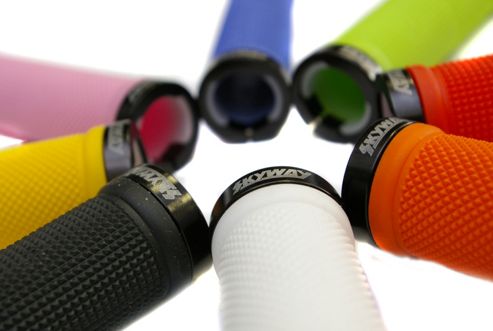 Image of Skyway Tuff Handlebar Locking Grips (pr) - Red