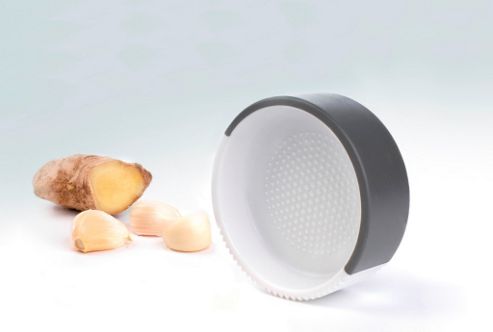 Image of Squish - Garlic Crusher & Ginger Grater