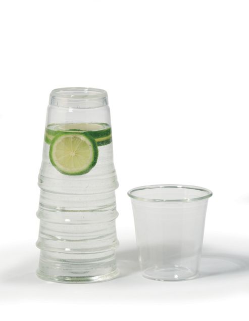 Image of Po Mini Aqua Tower Carafe