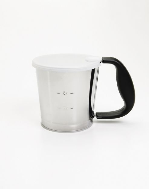 Image of Oxo Good Grips Flour Shaker