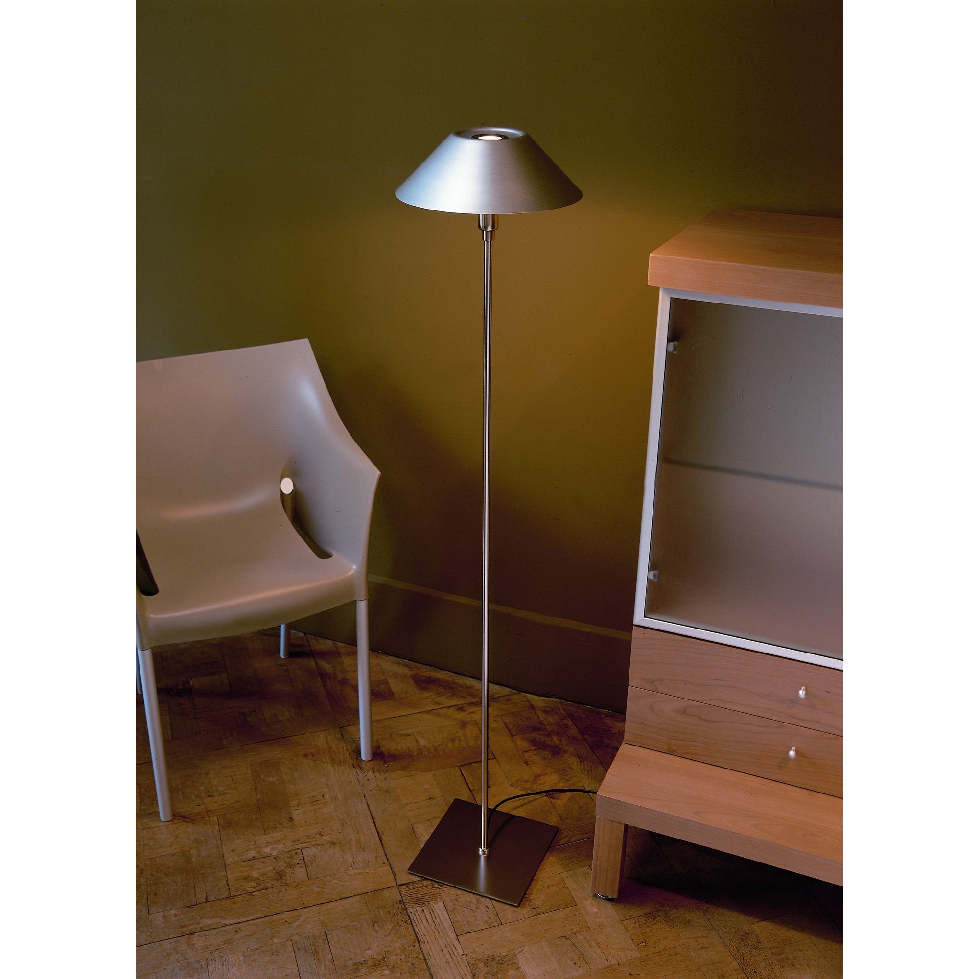 Marset Alta Floor Lamp - Polished Brass
