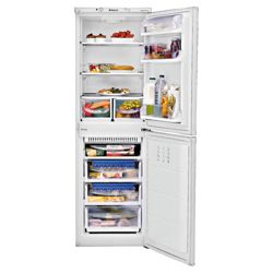 Hotpoint FFA52P fridge freezer