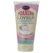 Along Came Betty Foaming Face Wash Foaming Lovely 150Ml