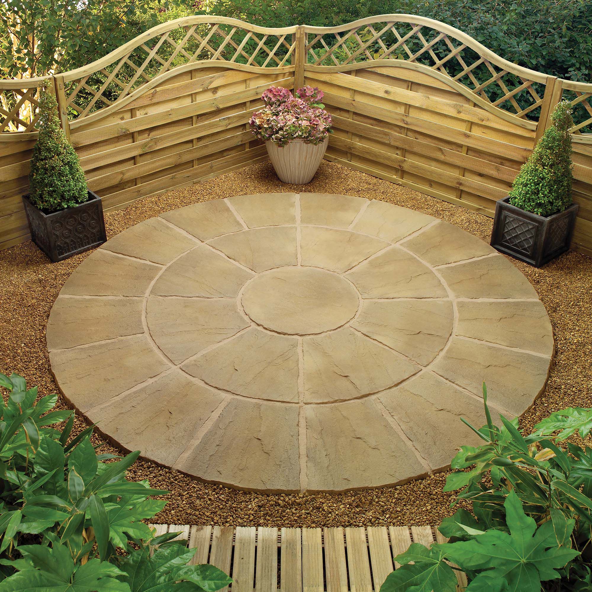 Lincoln Weathered Bronze Circle Kit 2.4m + Patio Base Kit at Tesco Direct