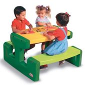 Little Tikes Large Evergreen Picnic Table
