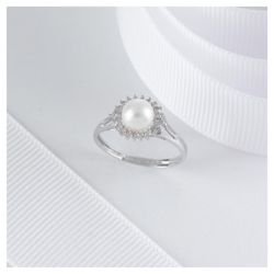 9ct White Gold Pearl And Diamond Cluster  Ring, L