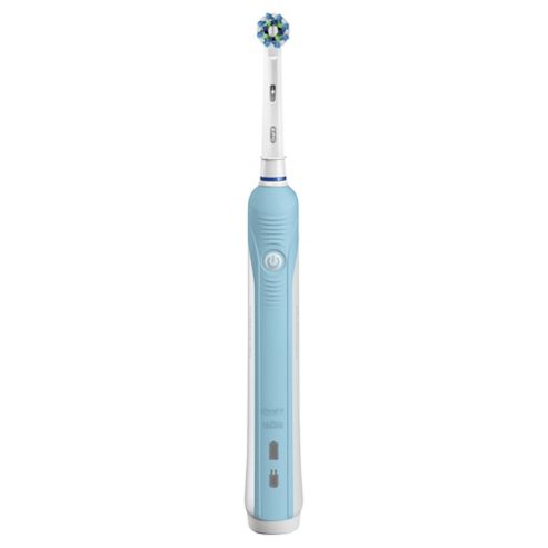 Image of Oral B Professional Care 600 Toothbrush