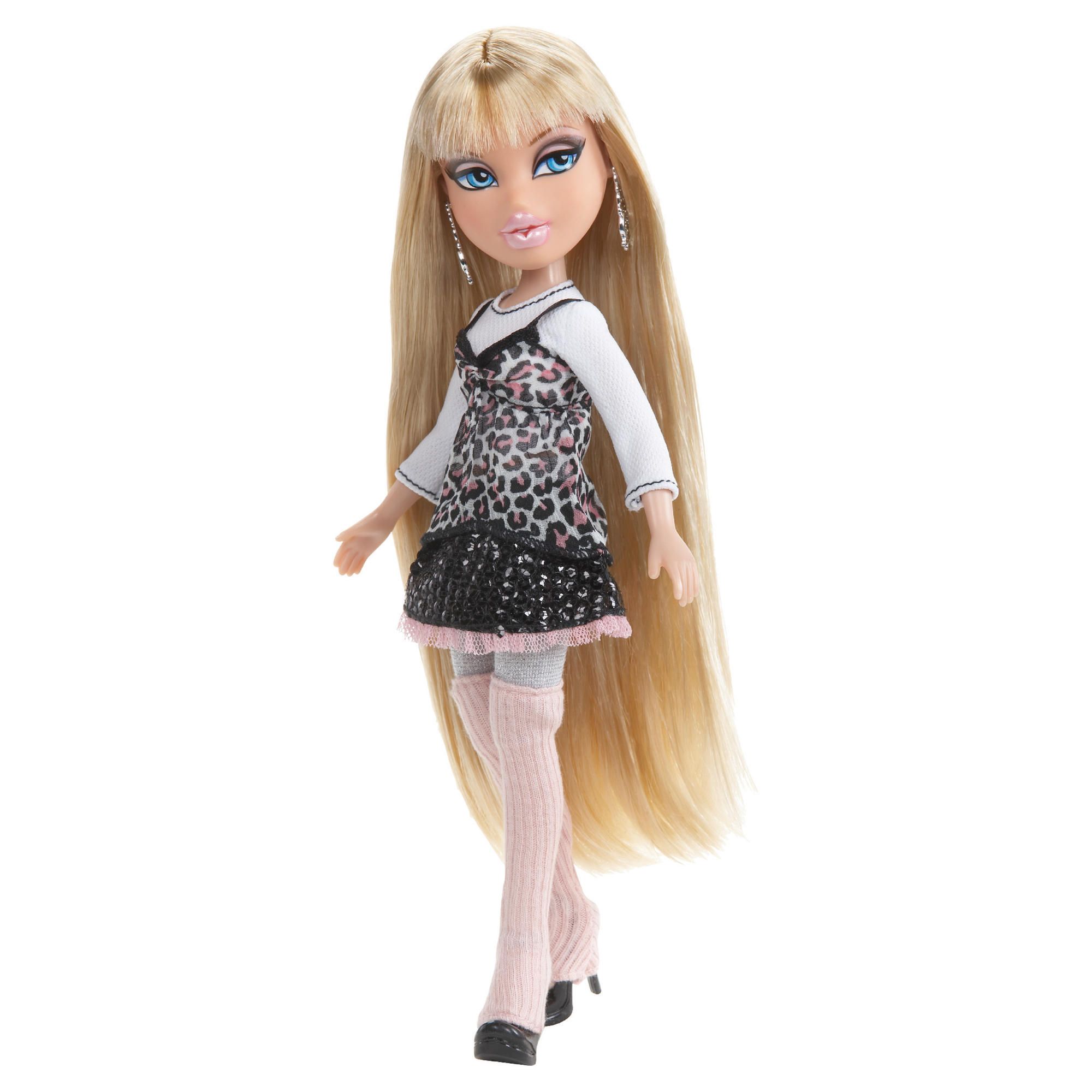 Bratz Basic Doll Chloe