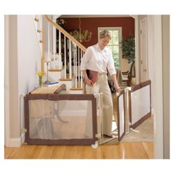 Summer Infant Super Wide Custom Fit Gate
