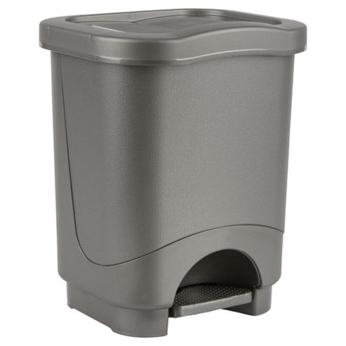 Image of Tesco 8l Pedal Bin Platinum