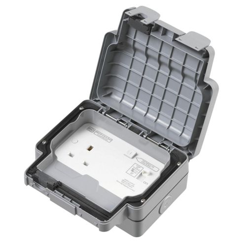 Image of Mk Masterseal Plus 13a 1g Rdc Protected Socket Active