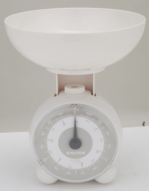 Image of Salter 139 Orb Scales, White