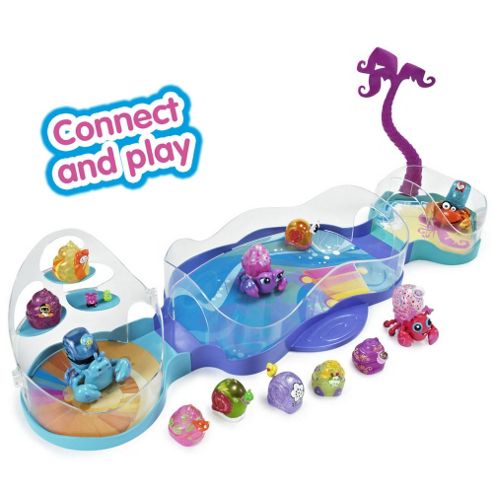 Image of Xia Xia Rio Trio Village Playset