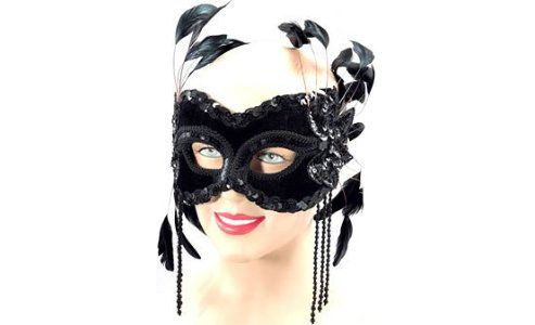 Image of Black Velvet Mask +feathers