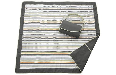 Image of Jj Cole Essential Travel Blanket In Khaki & Cocoa