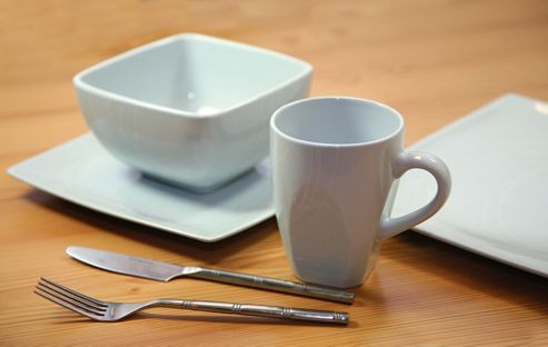 Image of Premier Housewares 16 Piece Verbier Hand Painted Dinner Set In Light Blue