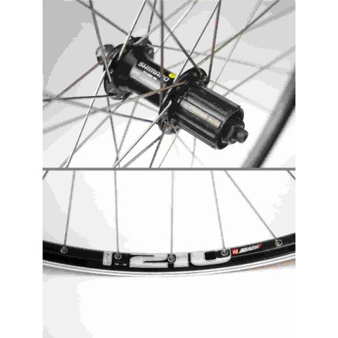 Image of Momentum Fast Tour 700c Wheel: Rear