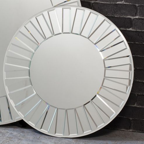 Image of Gallery Mondello Round Mirror - 60.96 Cm H X 60.96 Cm W