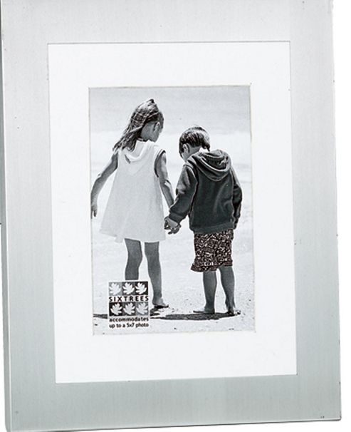 Image of Sixtrees Metro With Mount Photo Frame - Brushed Silver - Matt - 20.32 Cm H X 25.4 Cm W X 2.5cm D
