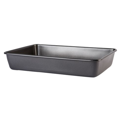 Image of Linea Steel Oblong Cake Tin In Black