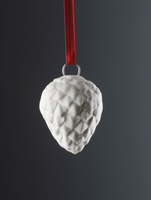 Image of Weimar Pine Cone Christmas Tree Decoration (set Of 2)