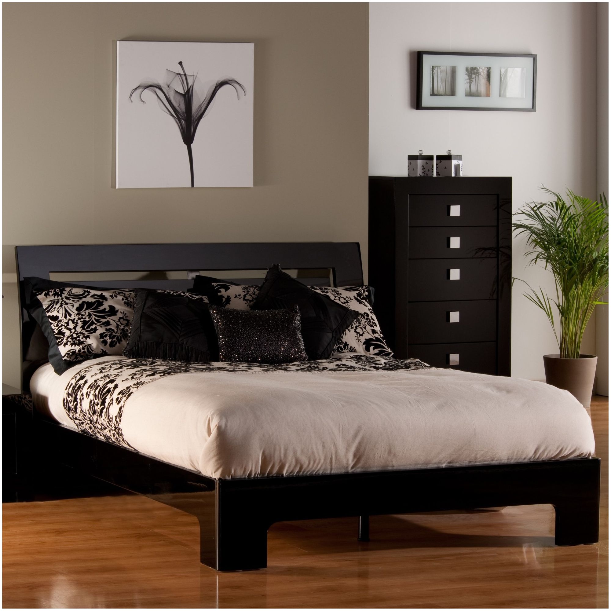 World Furniture Modena Bed Frame - Double at Tesco Direct