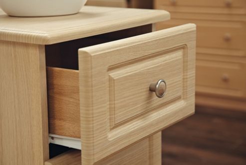 Image of Welcome Furniture Pembroke 76.2 Cm Plain Midi Wardrobe - Beech