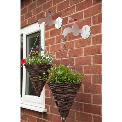 Image of Made O'metal Traditional Taps Hanging Basket Bracket