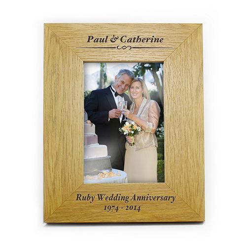 Image of Personalised Oak Finish Formal Portrait Photo Frame 6x4