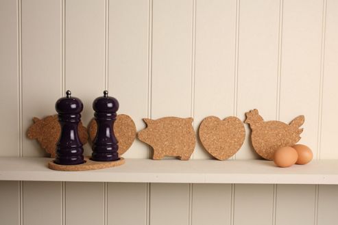 Image of T&g Woodware Ltd Cork Chicken Hot Pot Stand / Tablemat (set Of 2)