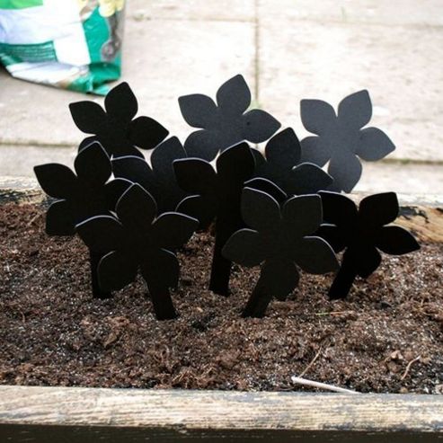 Image of Box Of Ten Flower Shaped Garden Accessory Plant Labels With White Pencil