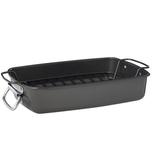 Image of Linea Steel Roasting Tin In Black