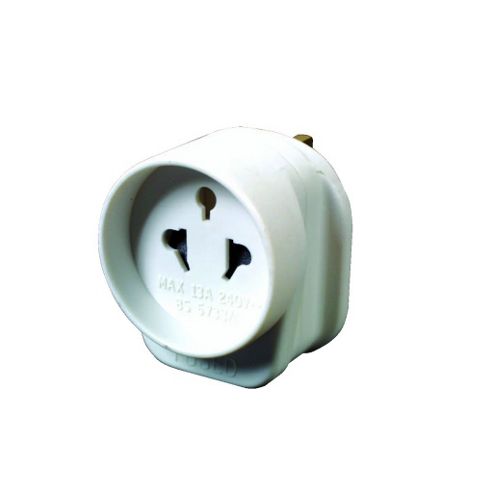 Image of Tourist To Uk Travel Adaptor With Edge Guard