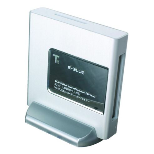 Image of Maplin 32-in-1 E-blue T8 Card Reader