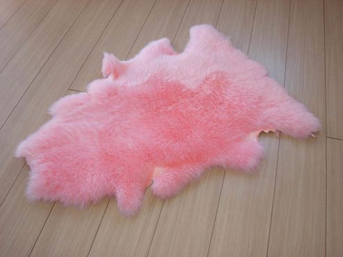 Image of Bowron Sheepskin Long Wool Gold Star Rug In Candy Floss - 95cm H X 57cm W (one Piece)
