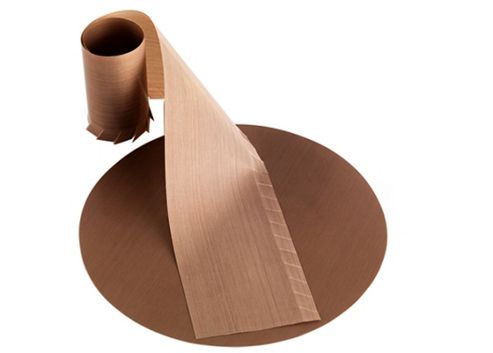 Image of Bake O Glide 9"" / 225mm Round Tin Set & Frilled Wall Liner