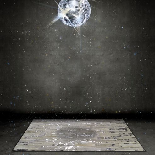 Image of Angelo Star White Skin Rug - 200cm X 140cm (6 Ft 6.5 In X 4 Ft 7 In)