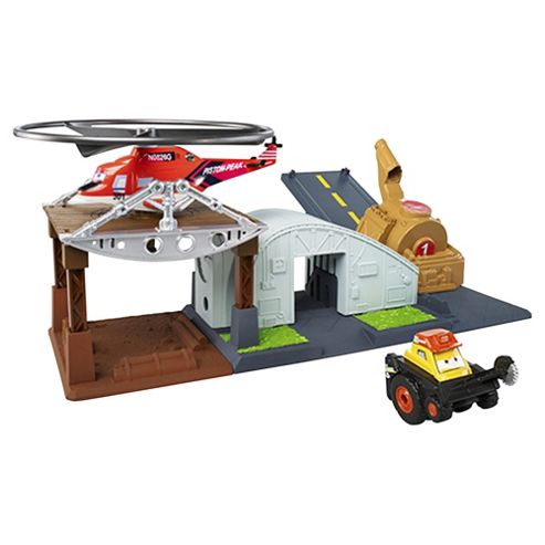 Image of Disney Planes Fire & Rescue Riplash Flyers Rip ---n--- Rescue Headquarters Play Set