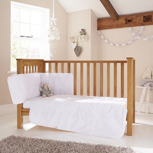 Image of Clair De Lune Broderie Anglaise 3 Piece Bedding Set - White