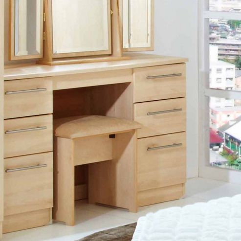 Image of Welcome Furniture Sherwood Kneehole Dressing Table - Maple