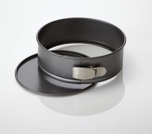 Image of Chicago Metallic 20cm 8" Springform Cake Tin