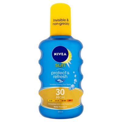 Nivea Invisible Protect Spray Spf30 200Ml