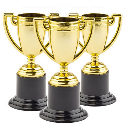 Image of Kid's Party Bag Gold Trophies (pack Of 6)