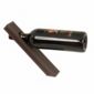 Wine bottle holder, wedged