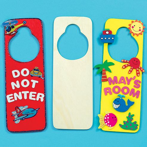 Image of Wooden Door Hangers For Children (pack Of 6)