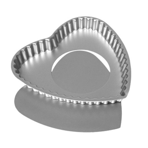Image of Heart Tart Tin 23cm Alan Silverwood