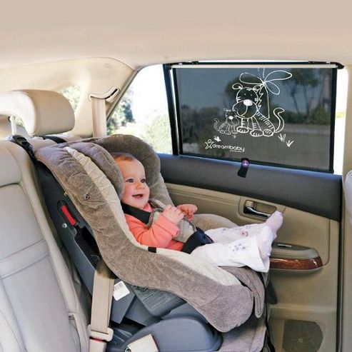 Image of Dreambaby Extra-wide Adjustable Car Shade Tigers