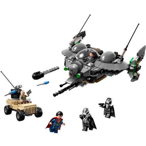 Image of Lego Superheroes Superman: Battle Of Smallville 76003